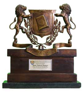Ortopedia Meridionale Dott. Salvio Zungri Srl: premio alla Carriera "Ad haustum doctrinarum"